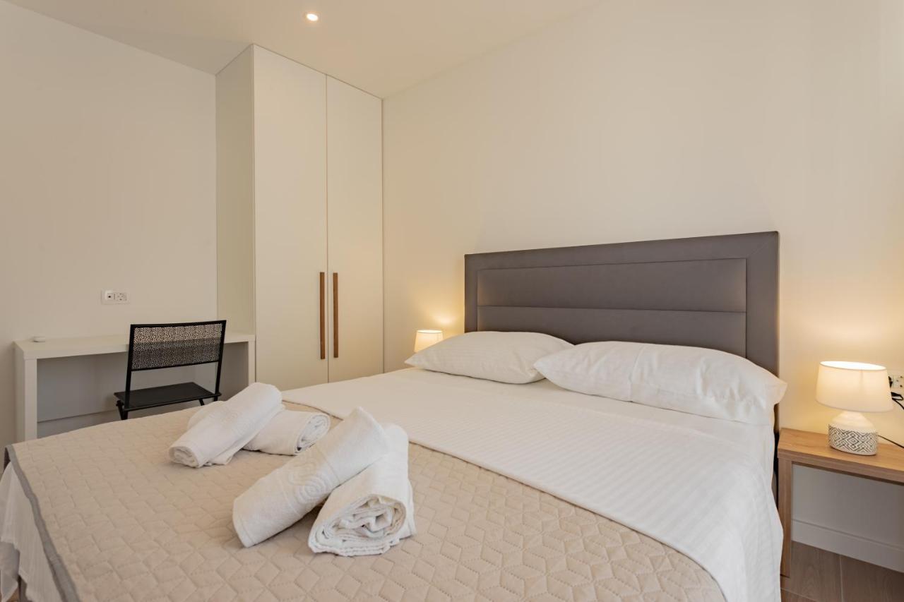 Apartmani Benzon Baška Voda Eksteriør bilde