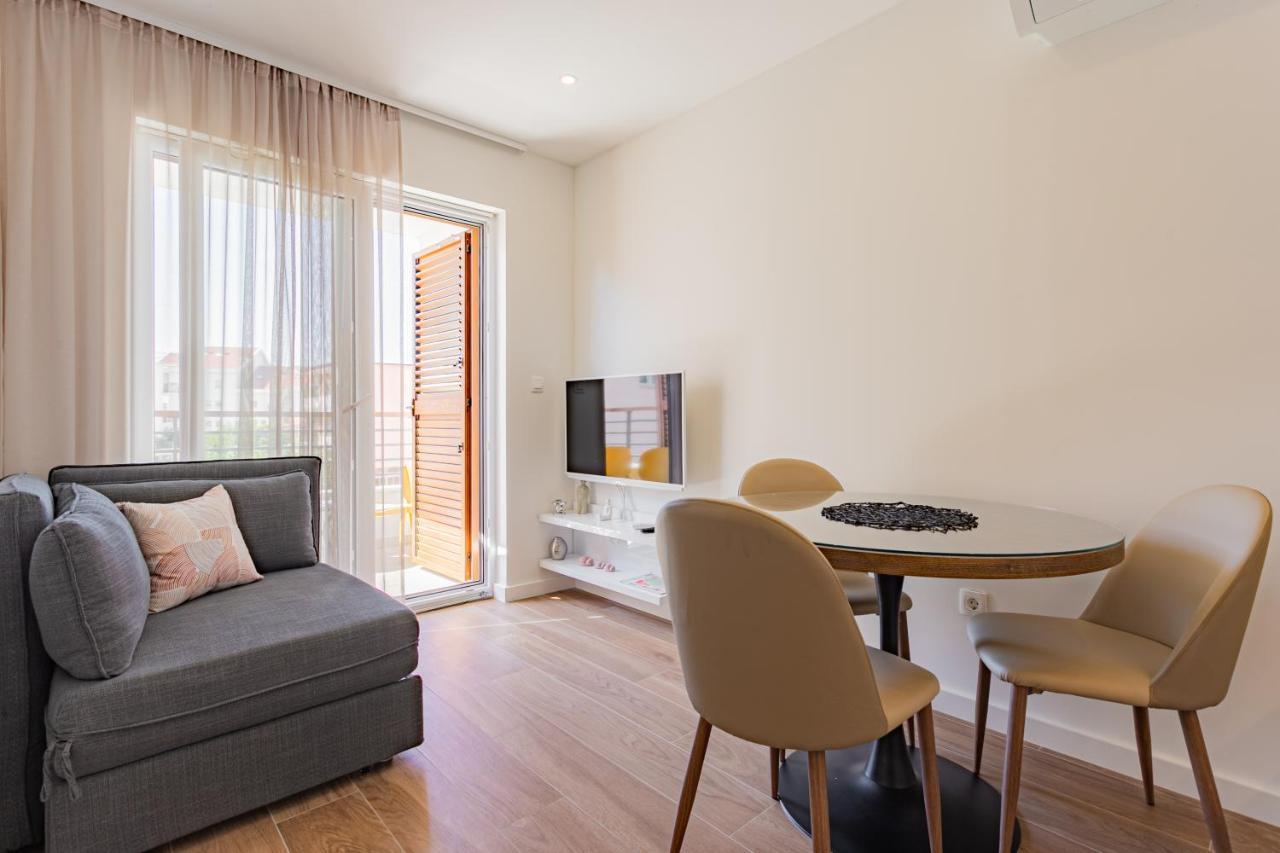 Apartmani Benzon Baška Voda Eksteriør bilde